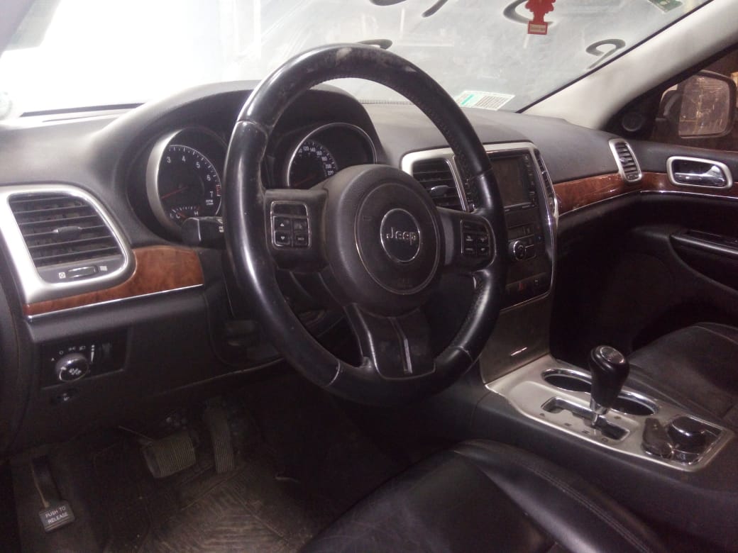  Jeep GRAND CHEROKEE  USADO